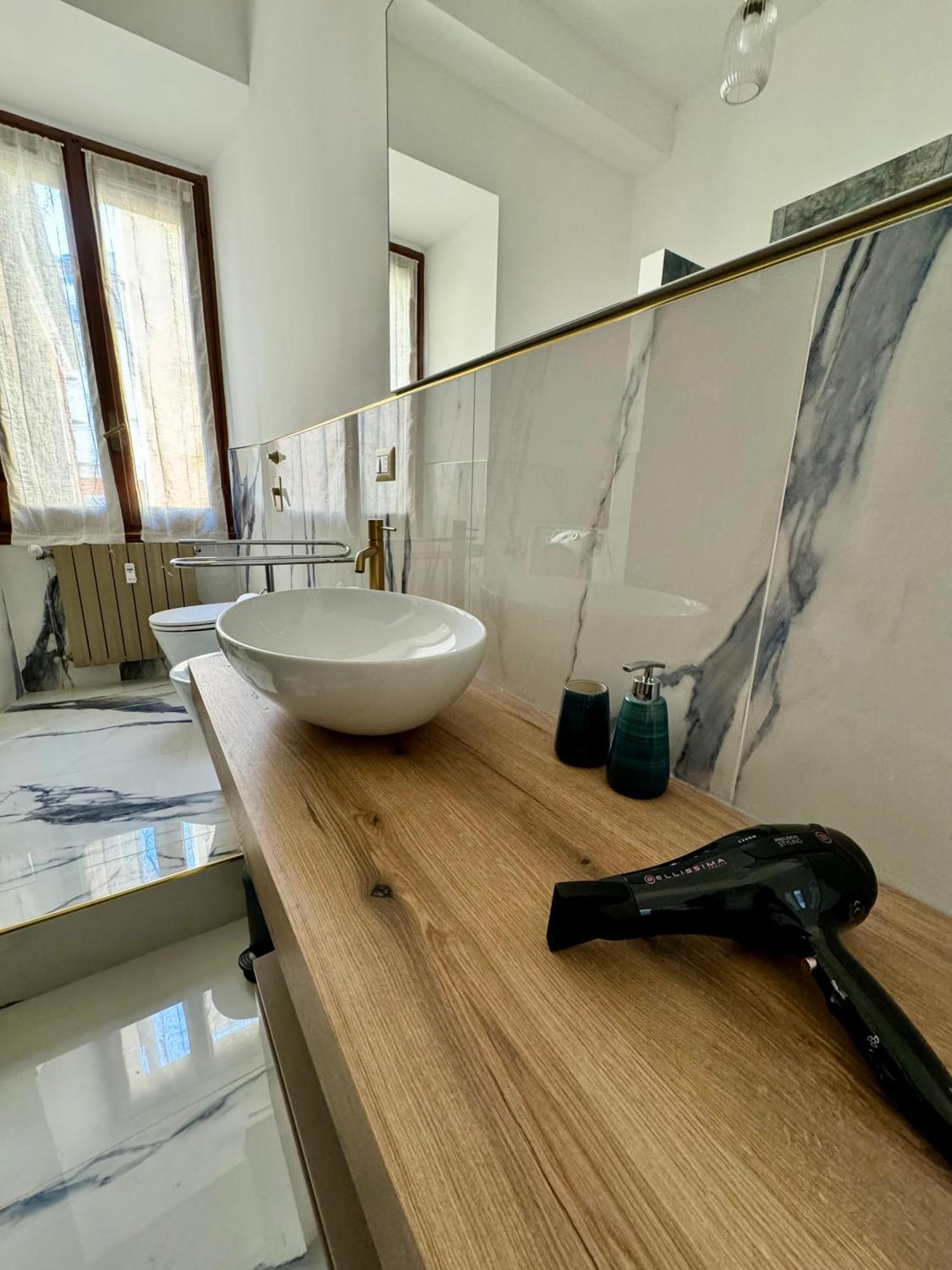 Suite Boutique Moscova Mediolan Zewnętrze zdjęcie